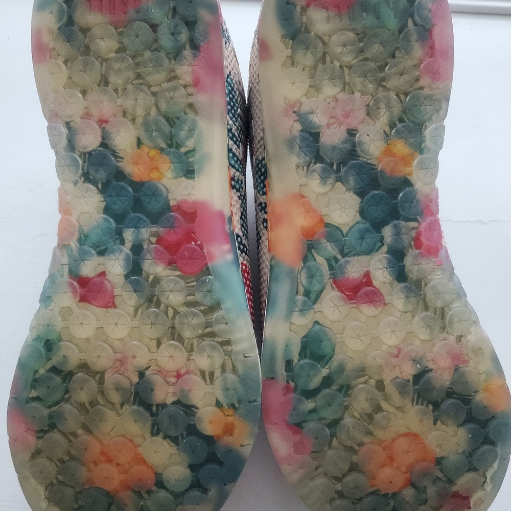 NOBULL Women's Multicolor Sneakers